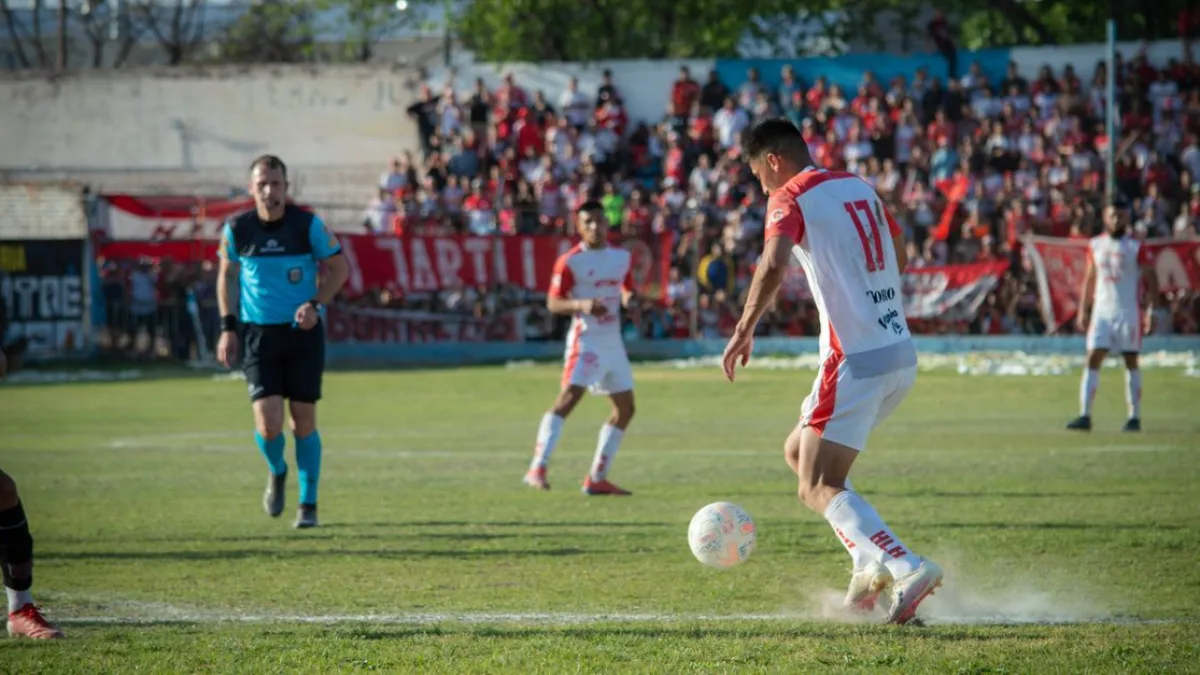 İngiliz Futbolcuya İki Maçlık Disiplin Cezası Verildi